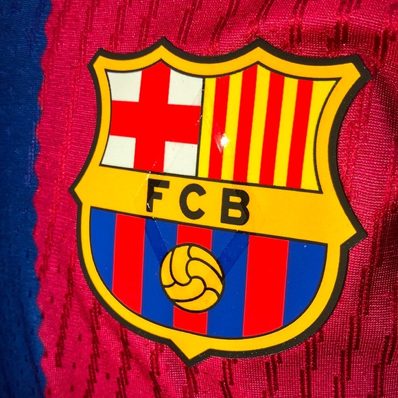 Nike FC Barcelona 2023/24 Match Home
Men's Nike Dri-FIT ADV Soccer Jersey ⚽️⚽️ - Picture 12 of 15